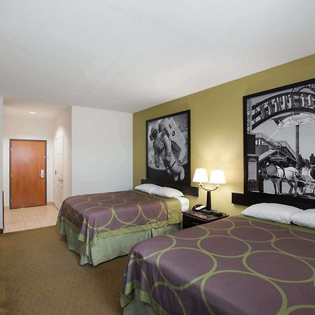 Super 8 By Wyndham Laporte La Porte Extérieur photo